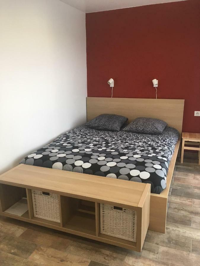 Les Condamines Bed and Breakfast Antoingt Exteriör bild
